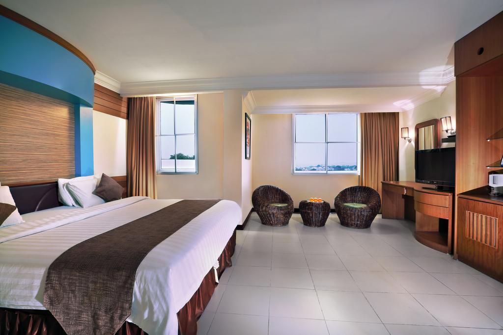 Aston Karimun City Hotel Tanjung Balai Karimun Ngoại thất bức ảnh