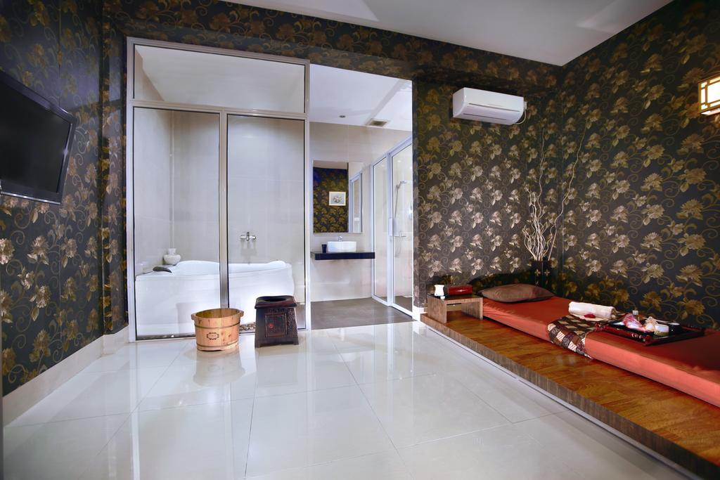 Aston Karimun City Hotel Tanjung Balai Karimun Ngoại thất bức ảnh