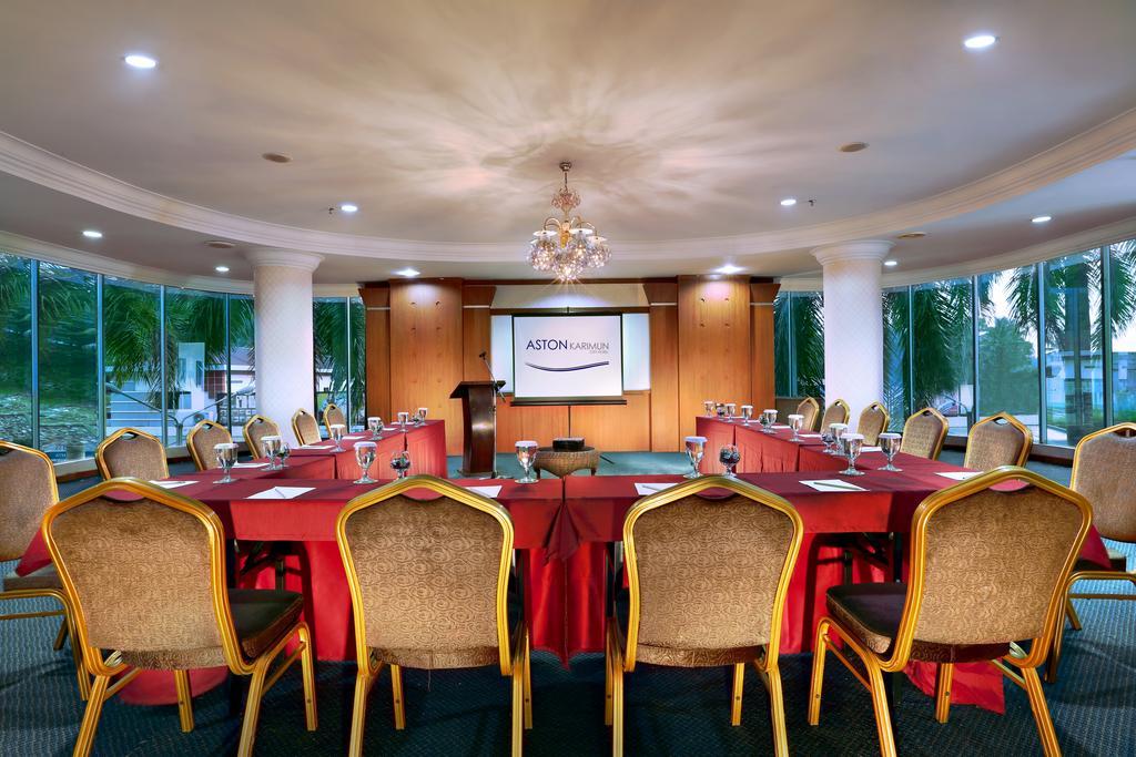 Aston Karimun City Hotel Tanjung Balai Karimun Ngoại thất bức ảnh