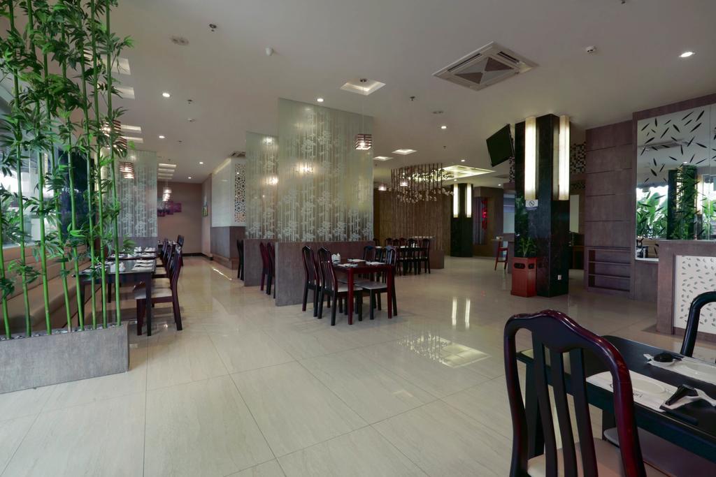 Aston Karimun City Hotel Tanjung Balai Karimun Ngoại thất bức ảnh