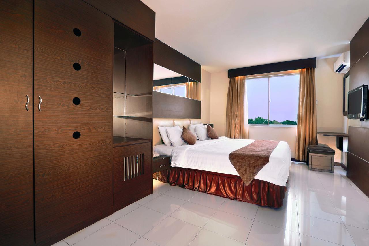 Aston Karimun City Hotel Tanjung Balai Karimun Ngoại thất bức ảnh