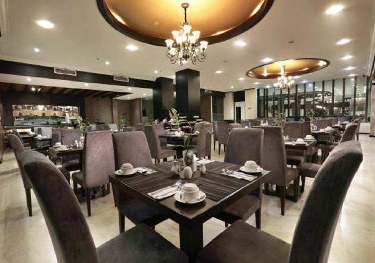 Aston Karimun City Hotel Tanjung Balai Karimun Ngoại thất bức ảnh